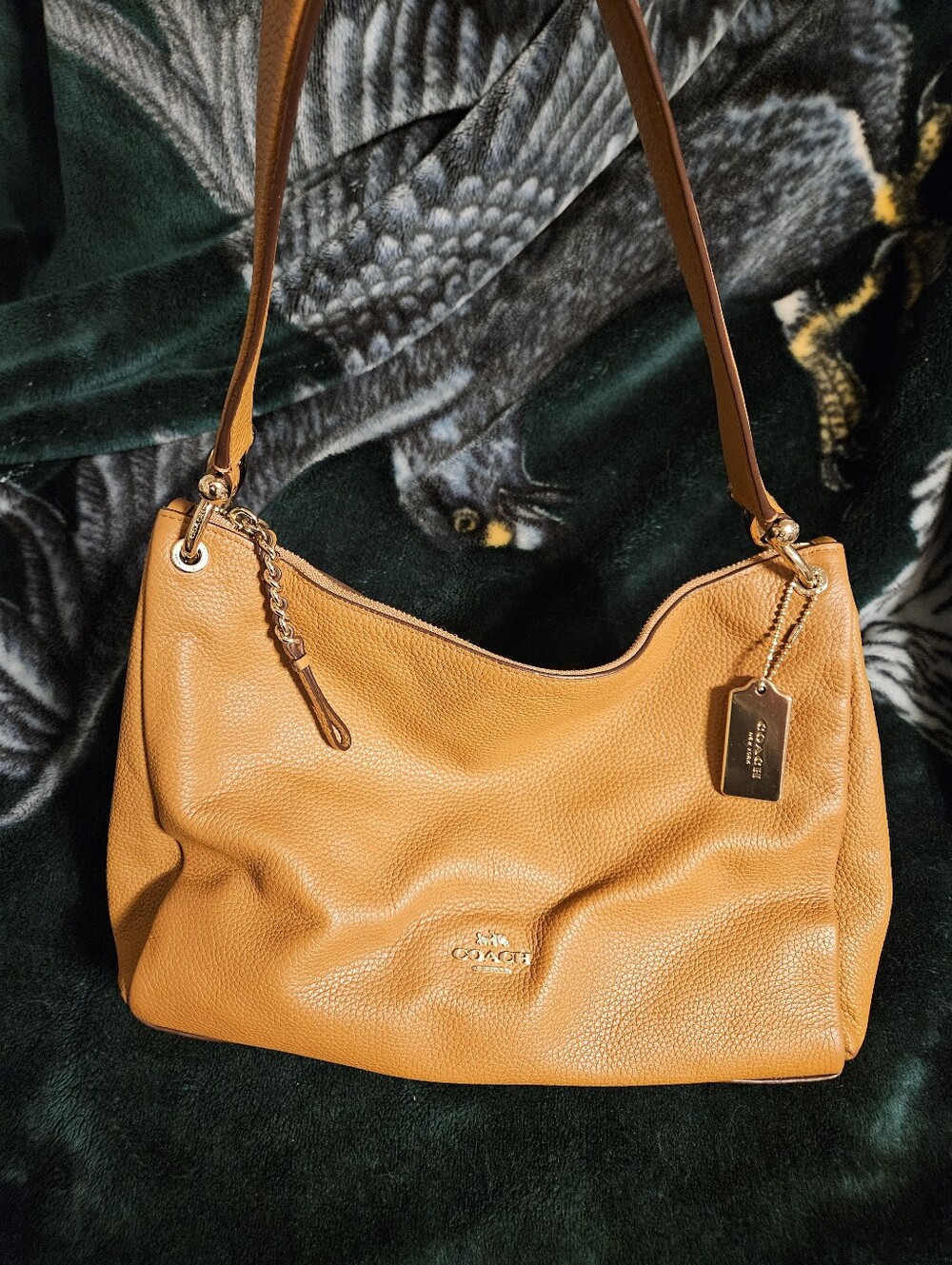 Coach Mia Leather Pebble Shoulder Bag Handbag Purse Golden Brown Chestnut
